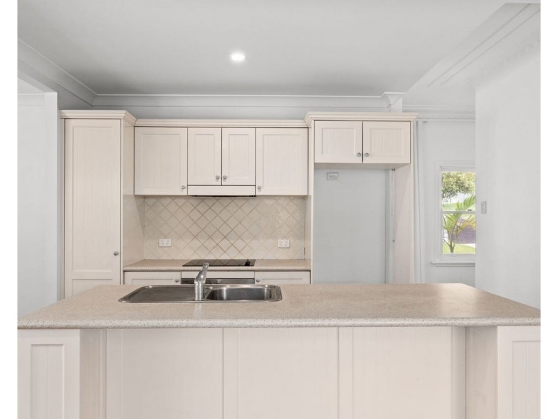 16 Patrick Crescent, Saratoga NSW 2251
