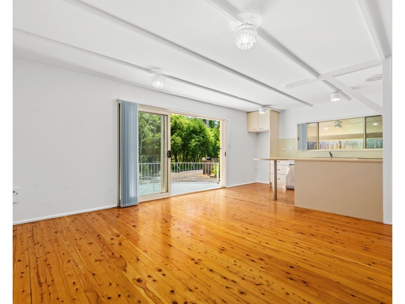 40 Narrawa Avenue, Erina NSW 2250