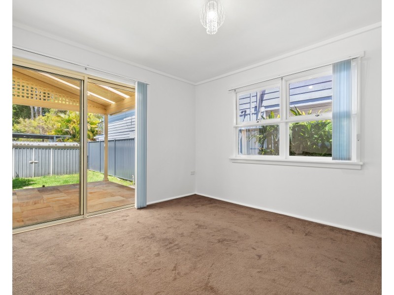40 Narrawa Avenue, Erina NSW 2250