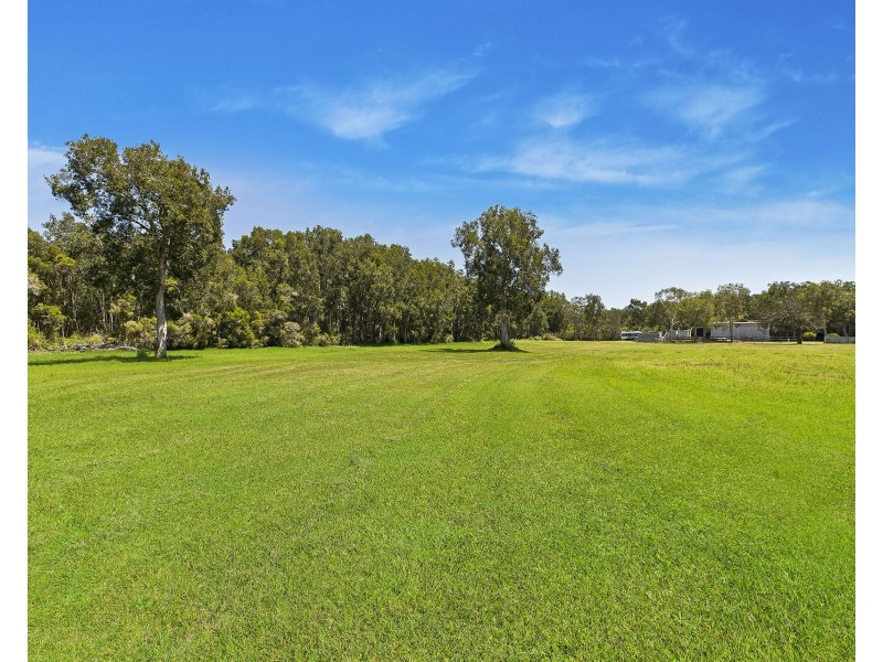 389 Tuggerawong Road, Tuggerawong NSW 2259