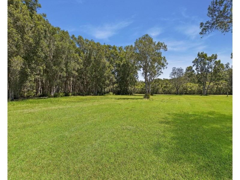 389 Tuggerawong Road, Tuggerawong NSW 2259