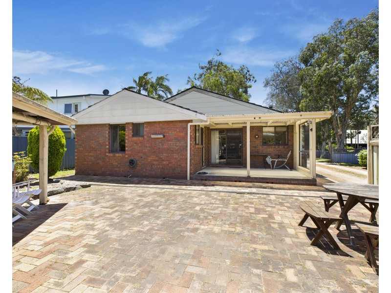 389 Tuggerawong Road, Tuggerawong NSW 2259