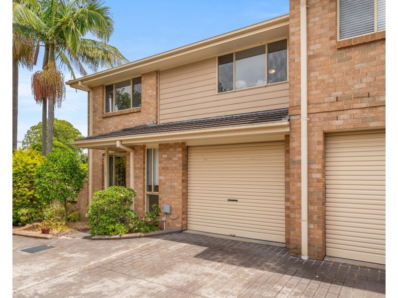 1/37 Melbourne Street, East Gosford NSW 2250
