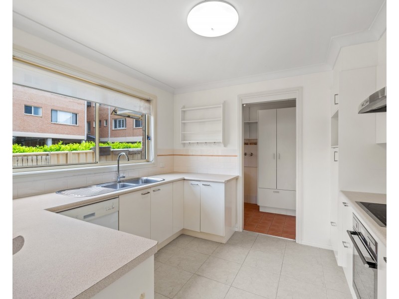 1/37 Melbourne Street, East Gosford NSW 2250