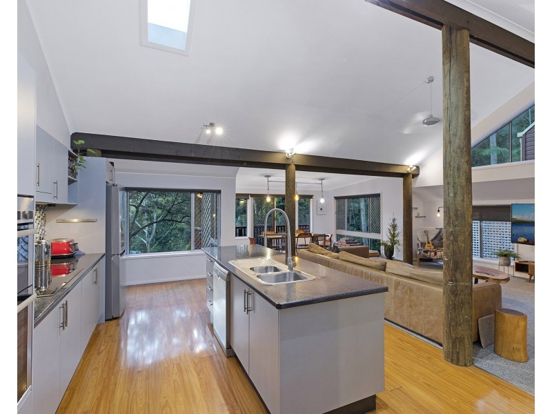 57 Easter Parade, North Avoca NSW 2260