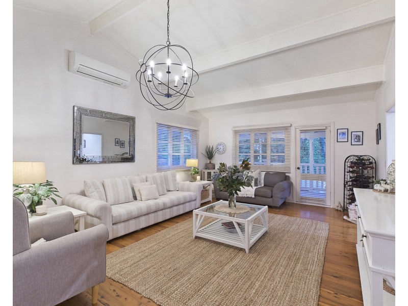 7 Kenmare Road, Green Point NSW 2251