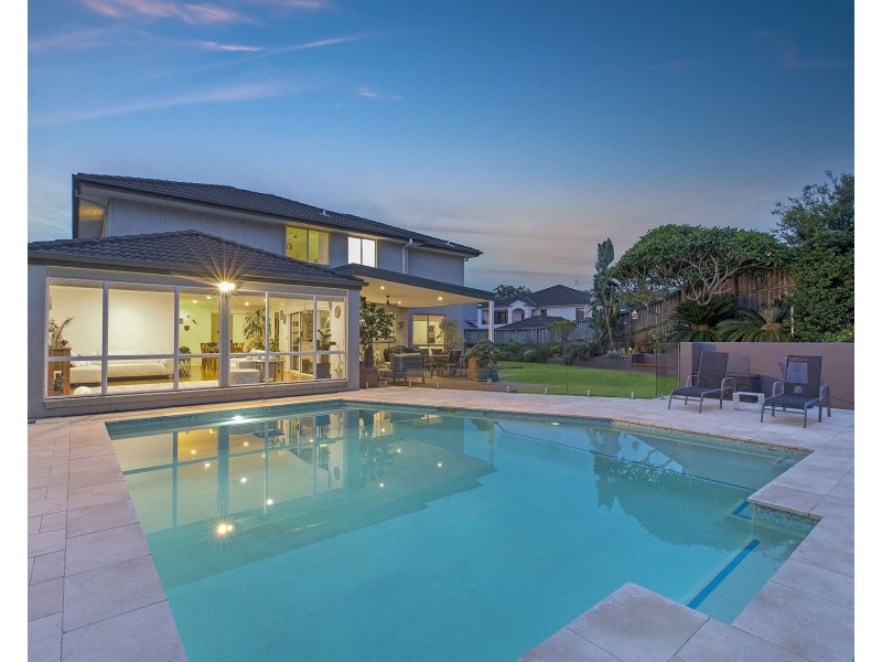 10 Jean Marie Crescent, Erina NSW 2250