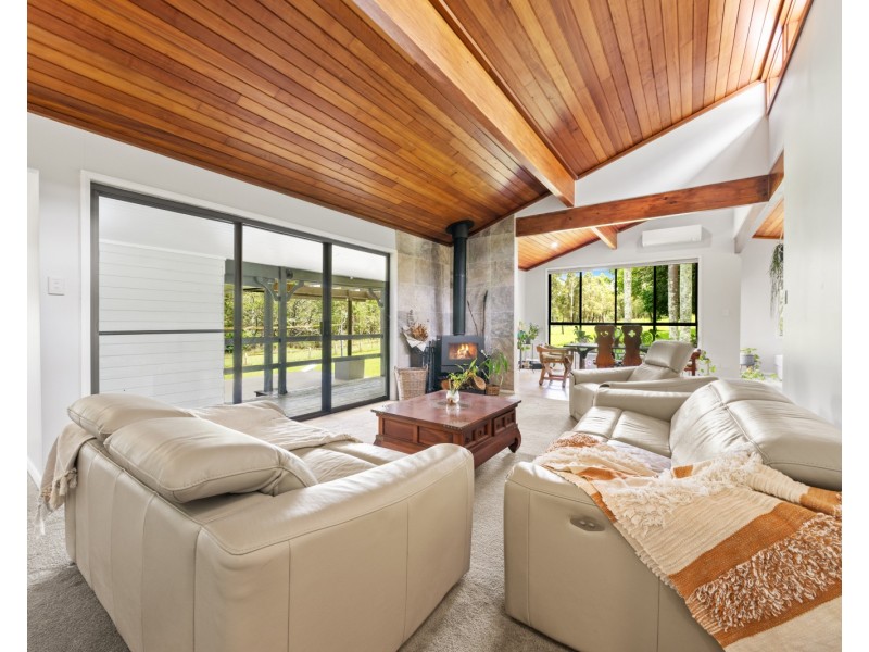 999 Wisemans Ferry Road, Somersby NSW 2250