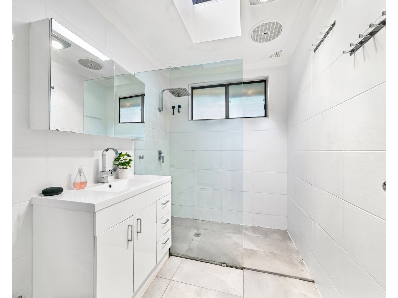 7/43 Rain Forest Road, Wyoming NSW 2250