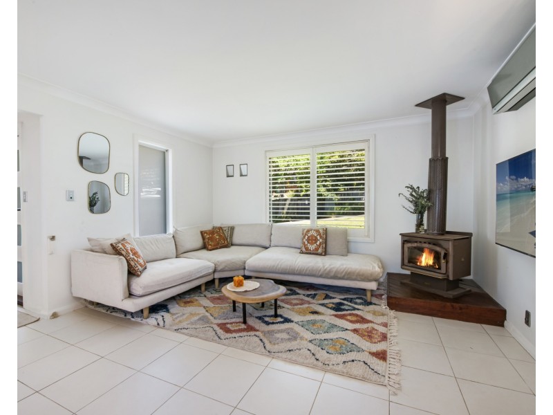 5 Penton Place, Bateau Bay NSW 2261