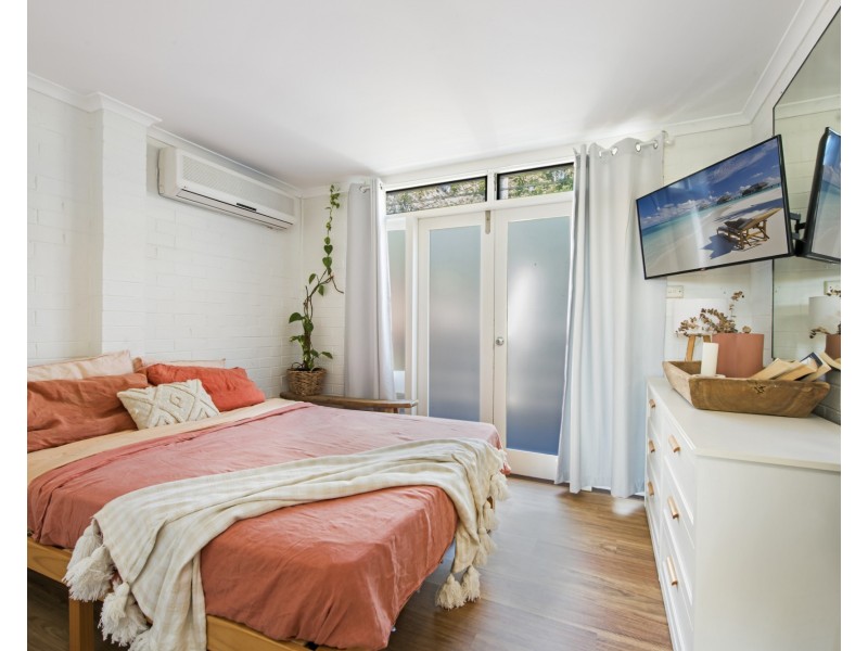 5 Penton Place, Bateau Bay NSW 2261