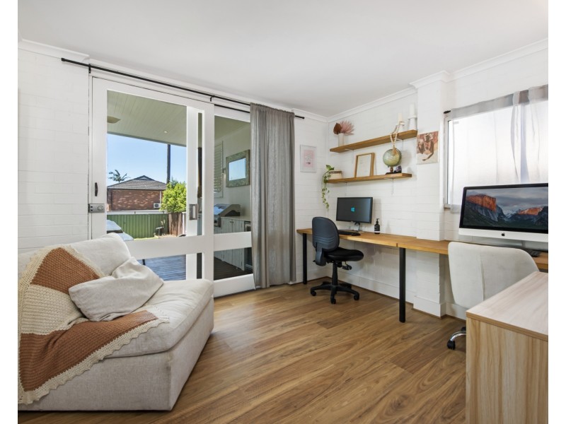 5 Penton Place, Bateau Bay NSW 2261