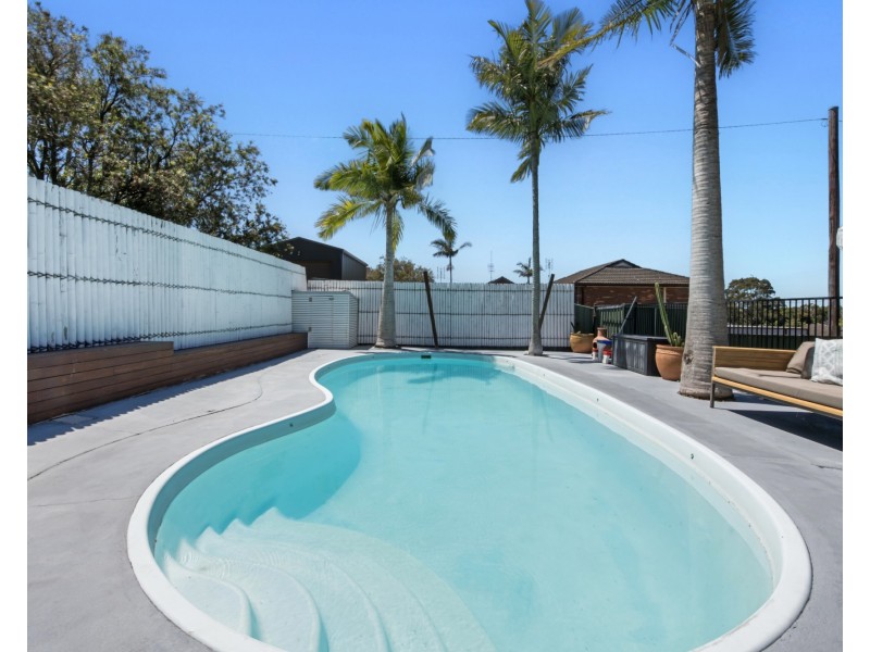 5 Penton Place, Bateau Bay NSW 2261