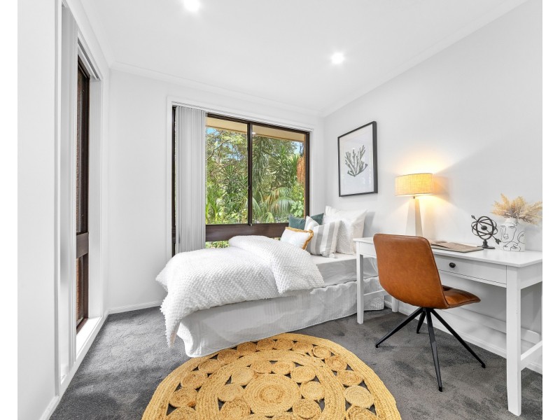 27 Rain Forest Road, Wyoming NSW 2250