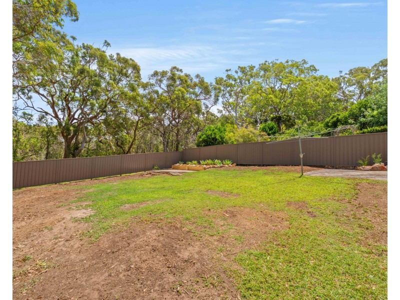 17 Promenade Avenue, Bateau Bay NSW 2261