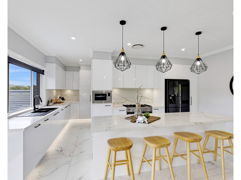 10 Carrabella Avenue, Springfield NSW 2250