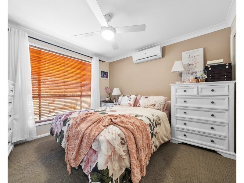 4 Jennie Cox Close, Erina NSW 2250