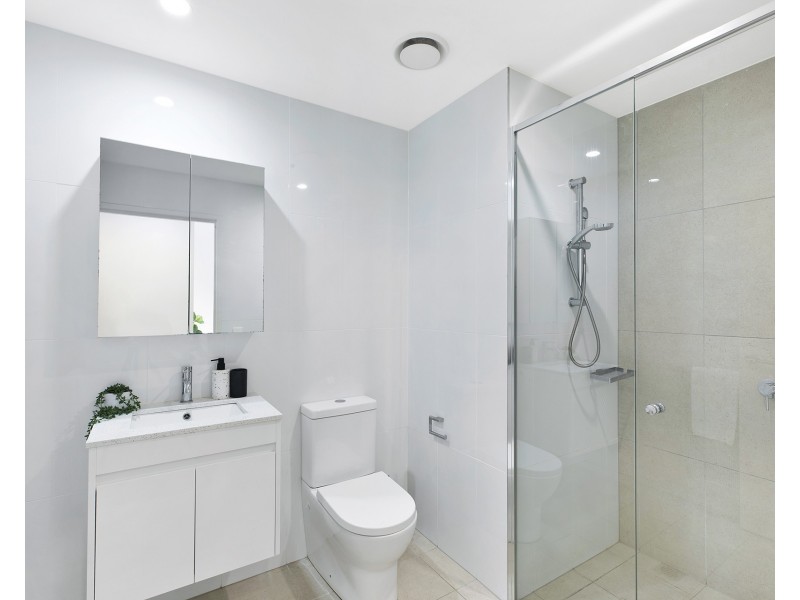 304/277 Mann Street, Gosford NSW 2250