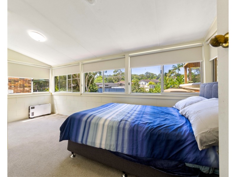 56 Bourbon Street, Wyoming NSW 2250