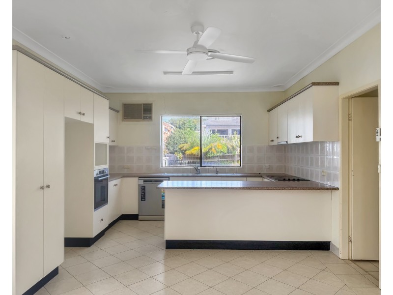 1/212 Terrigal Drive, Terrigal NSW 2260