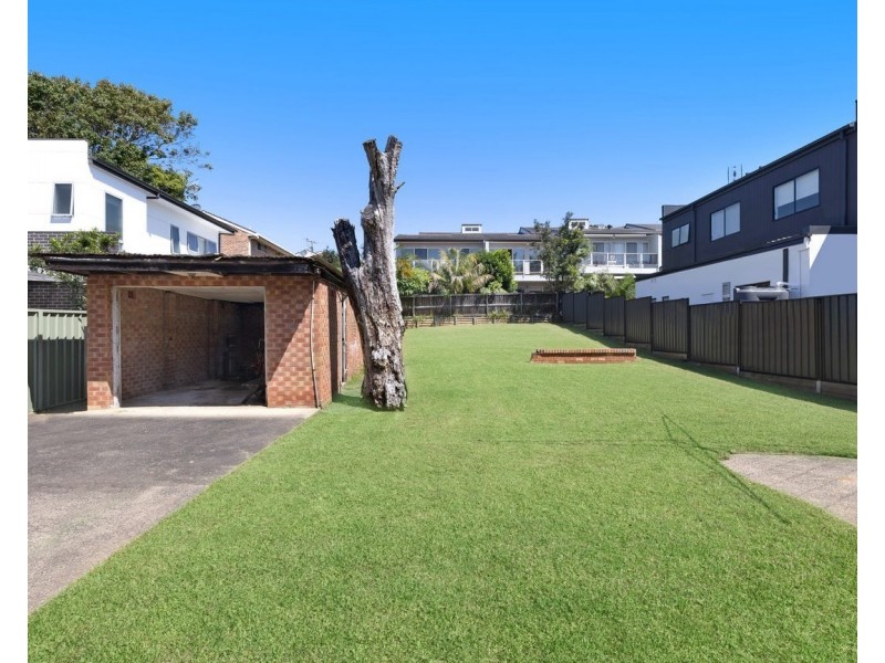 1/212 Terrigal Drive, Terrigal NSW 2260