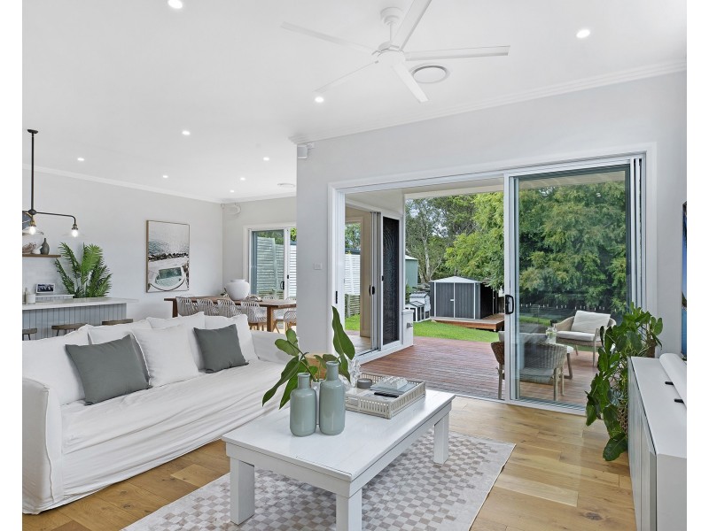 24 Lavinia Street, Forresters Beach NSW 2260