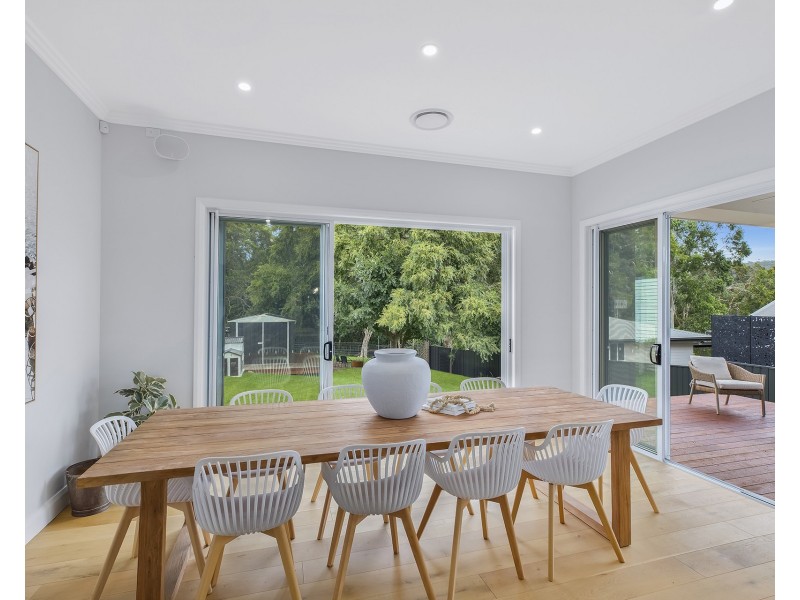 24 Lavinia Street, Forresters Beach NSW 2260