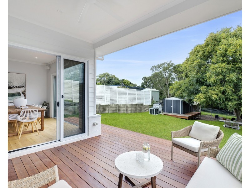 24 Lavinia Street, Forresters Beach NSW 2260