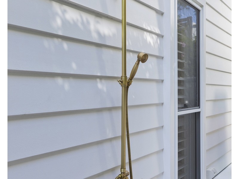 24 Lavinia Street, Forresters Beach NSW 2260