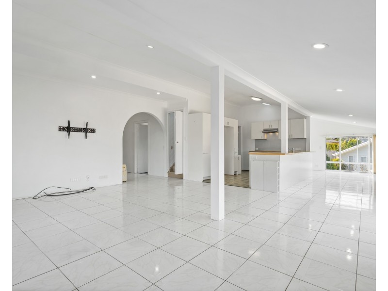 714 The Entrance Road, Wamberal NSW 2260