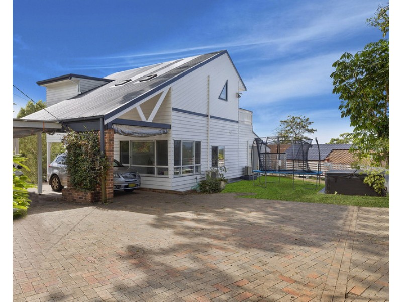 714 The Entrance Road, Wamberal NSW 2260