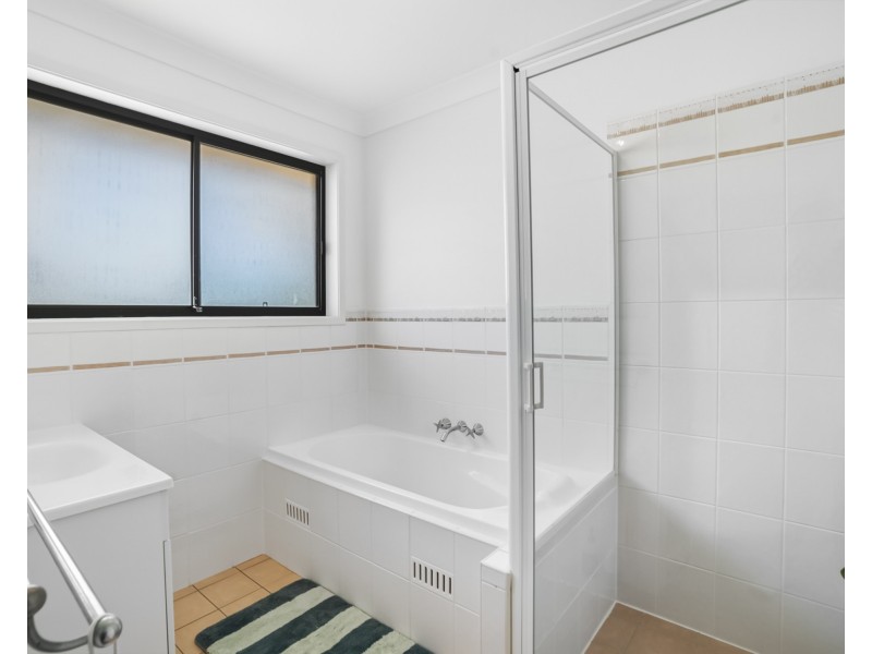 2/74 Gilbert Street, Long Jetty NSW 2261