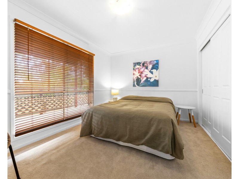 4J Gregory Street, Wyoming NSW 2250