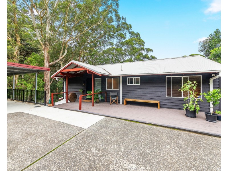 4J Gregory Street, Wyoming NSW 2250