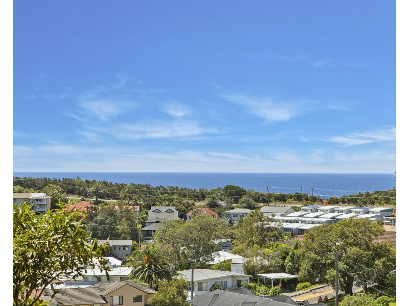 64 Kurrawyba Avenue, Terrigal NSW 2260