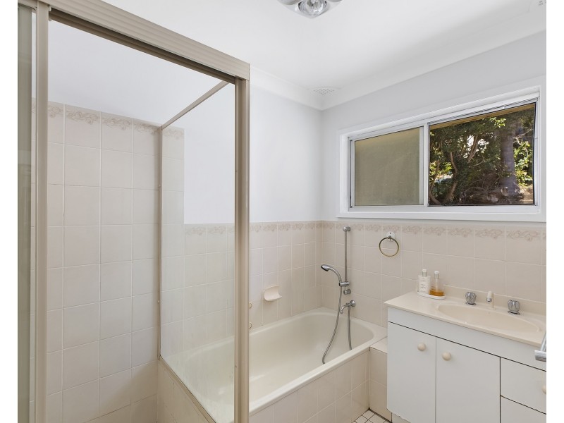 64 Kurrawyba Avenue, Terrigal NSW 2260