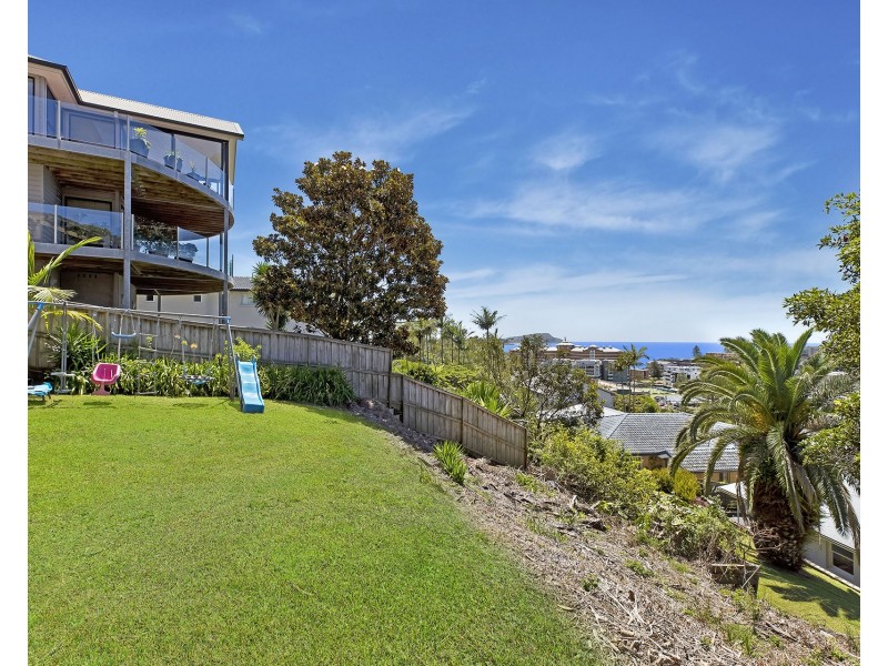 64 Kurrawyba Avenue, Terrigal NSW 2260