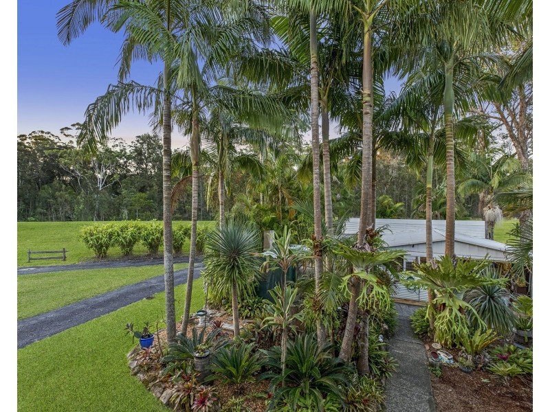 4 Winani Road, Erina NSW 2250