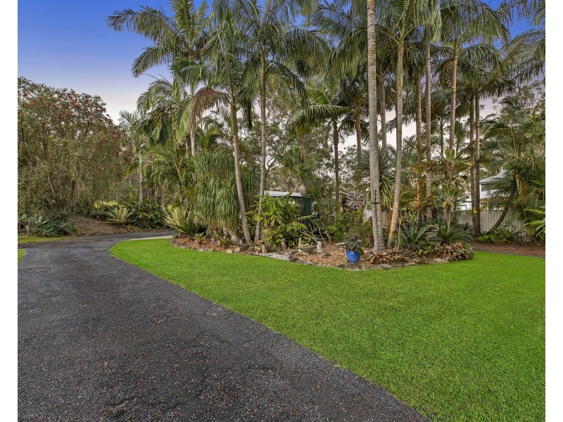 4 Winani Road, Erina NSW 2250