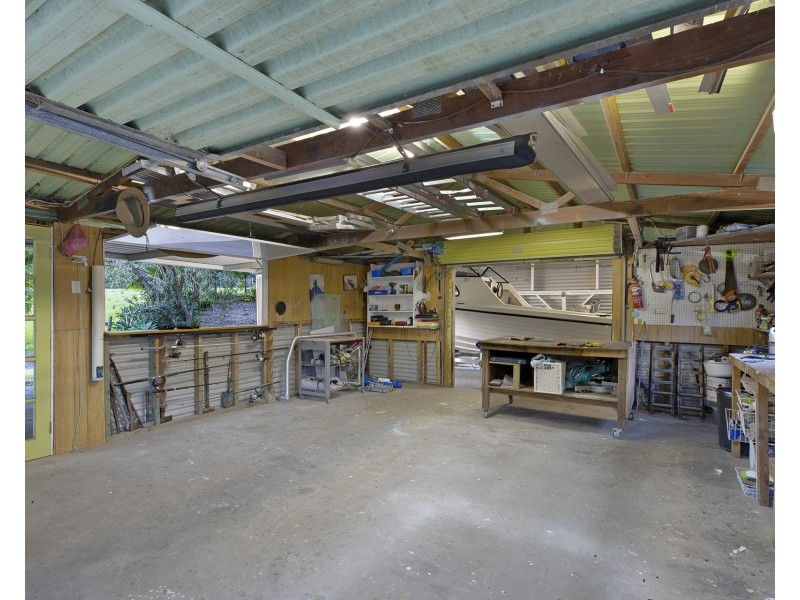 4 Winani Road, Erina NSW 2250