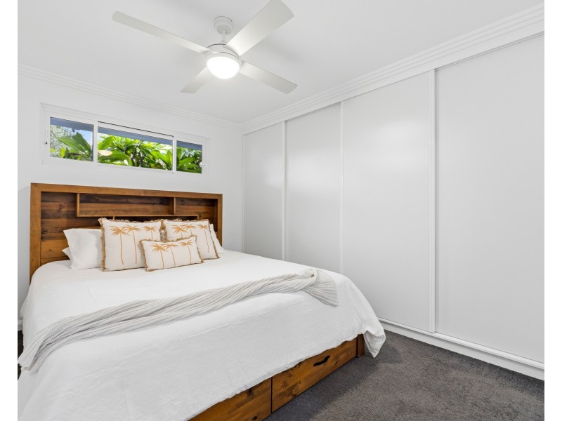 5 Robyn Lane, Bateau Bay NSW 2261