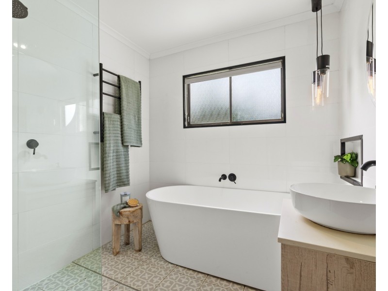 31 Maitland Road, Springfield NSW 2250