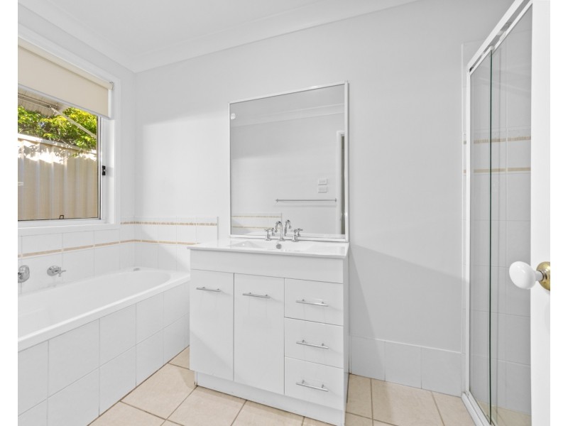 4 Bangalay Close, Blue Haven NSW 2262