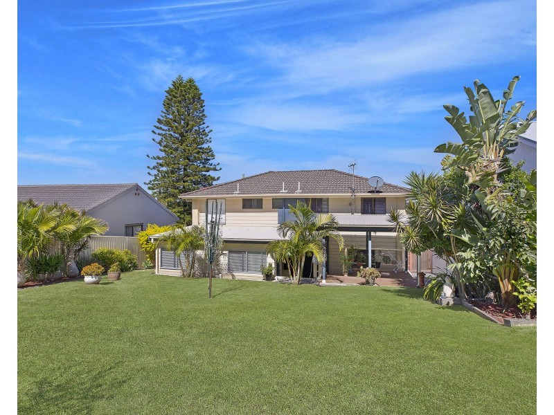 805 The Entrance Road, Wamberal NSW 2260