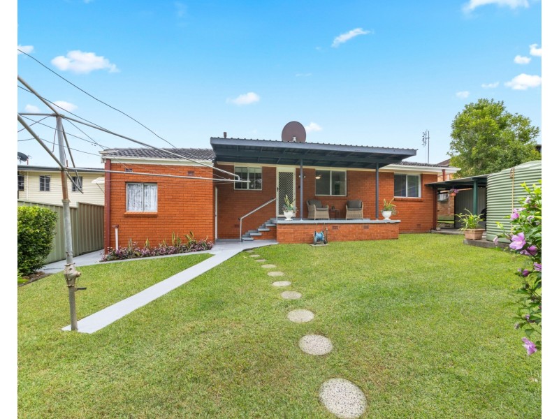 18 Newcastle Street, Springfield NSW 2250