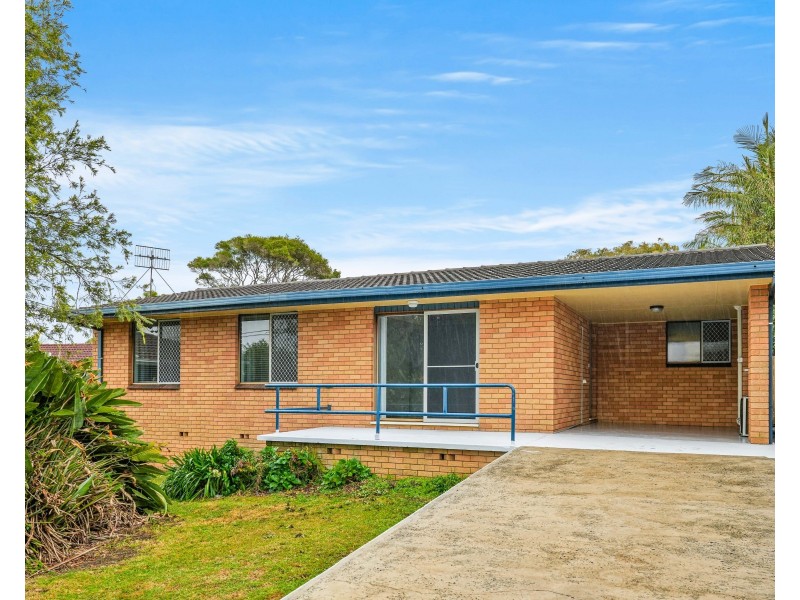 22 Blue Bell Drive, Wamberal NSW 2260