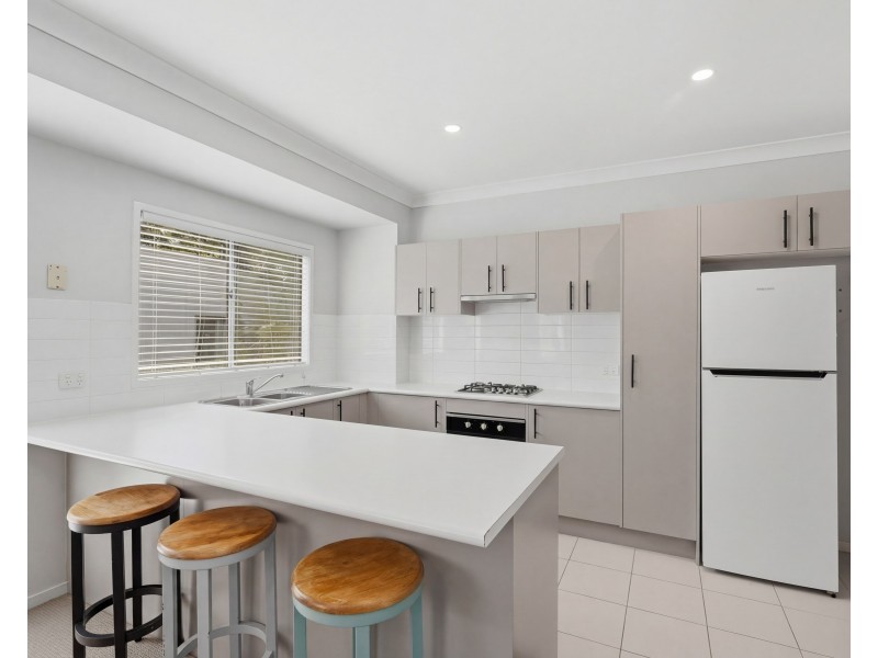 11/13 Jennie Cox Close, Erina NSW 2250