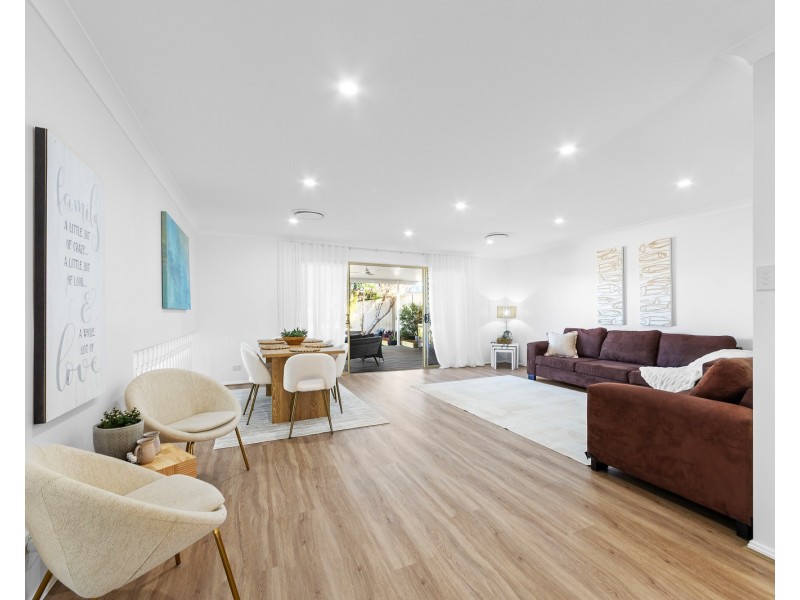 33 Robinia Parade, Springfield NSW 2250