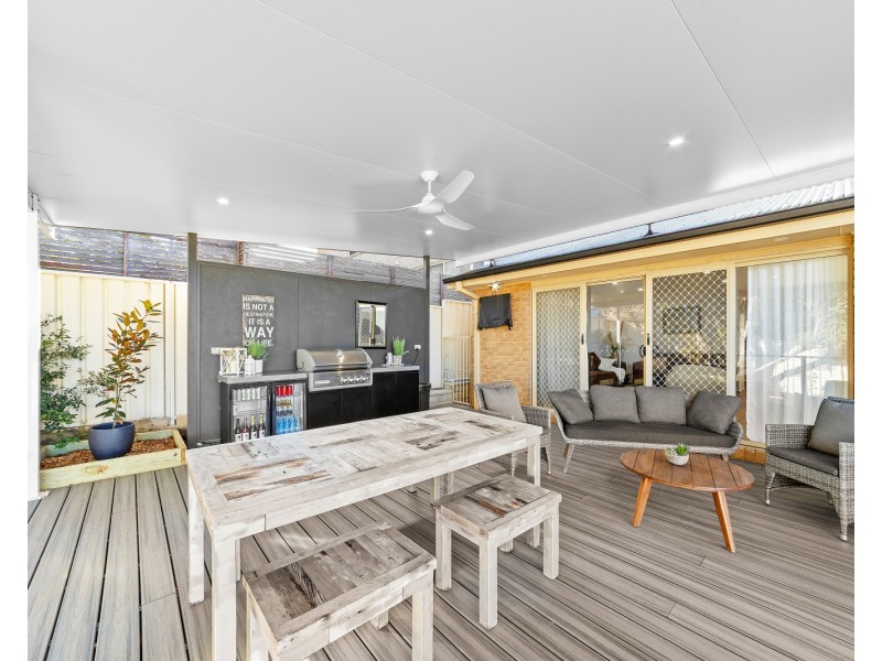 33 Robinia Parade, Springfield NSW 2250