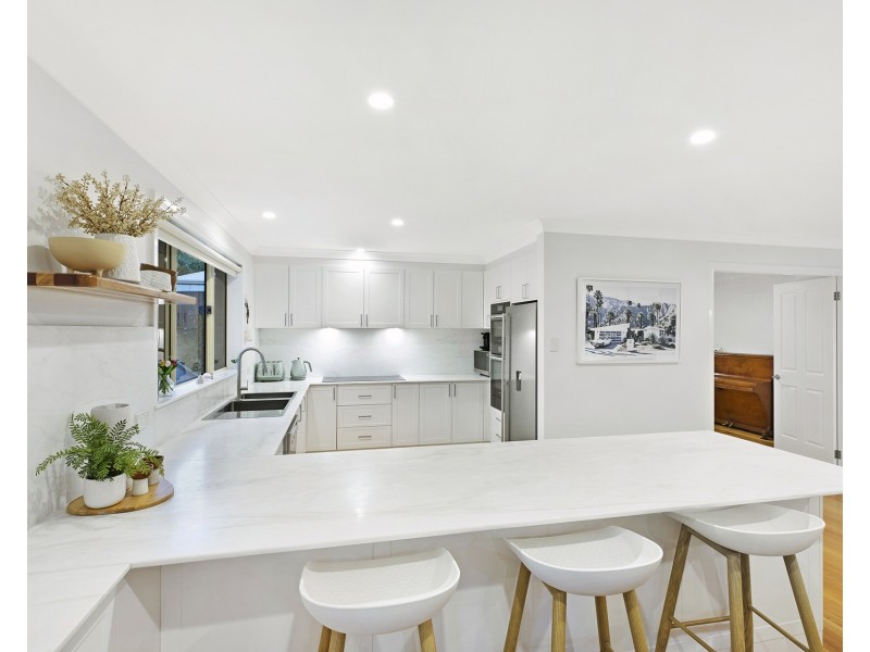 13 Jean Marie Crescent, Erina NSW 2250